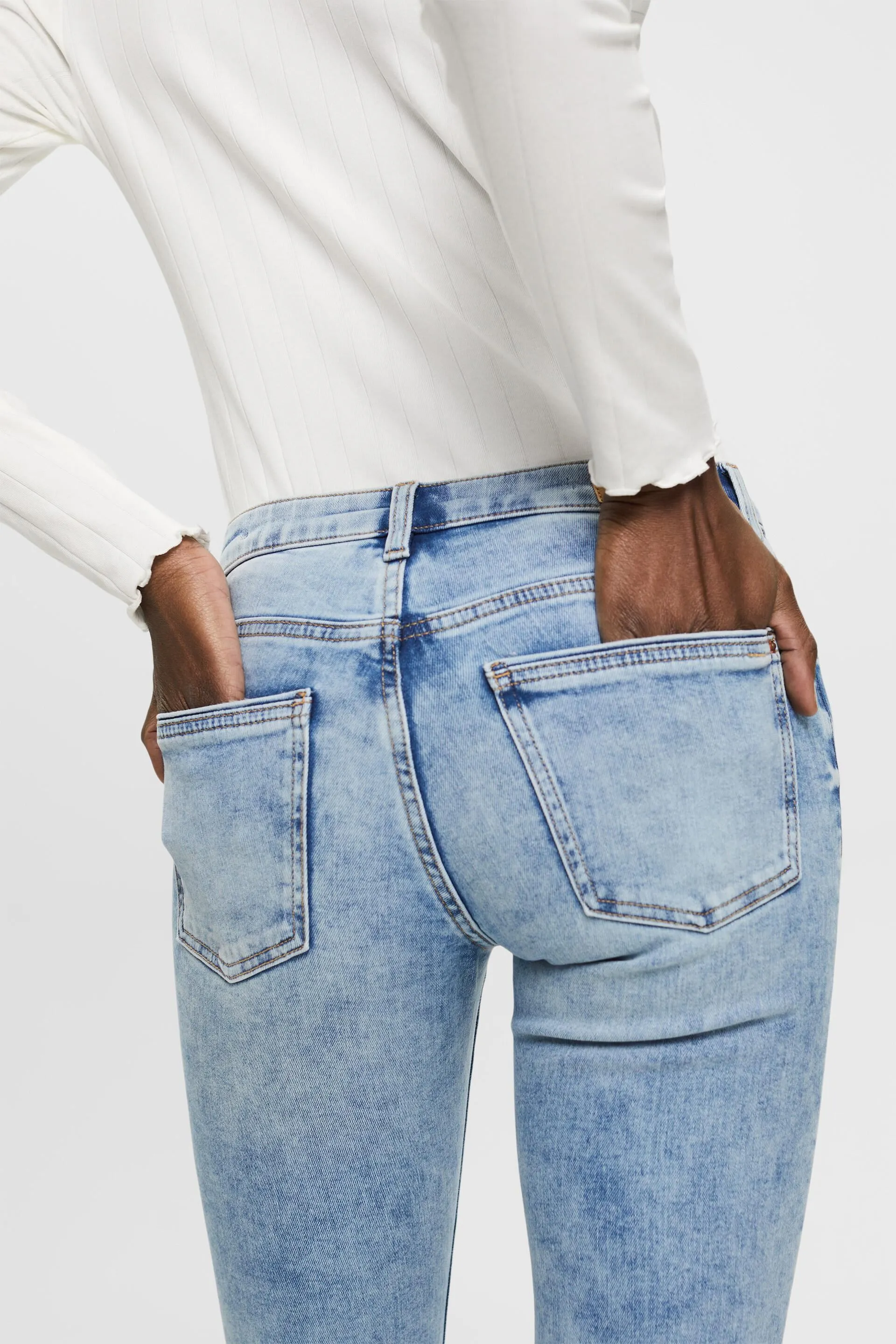 Jean stretch de coupe Slim Fit à taille mi-haute