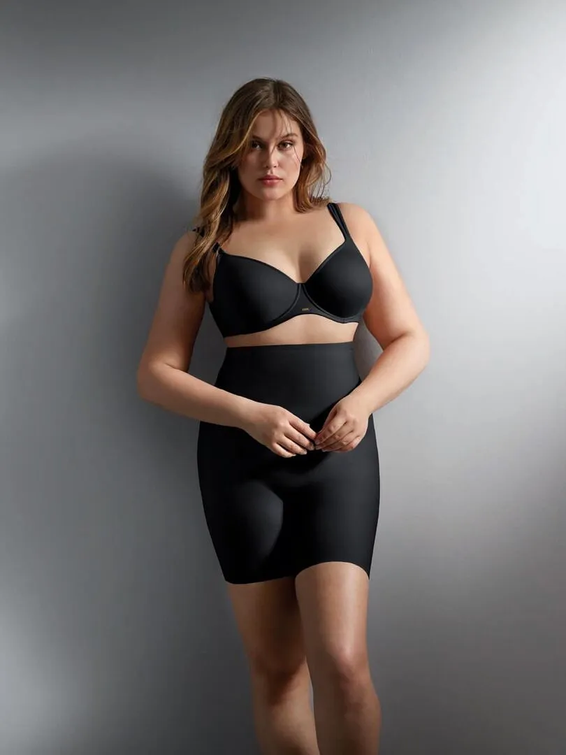 Panty taille haute gainant Curves - Noir