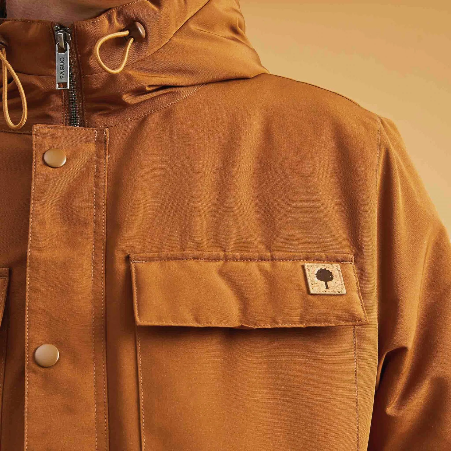 Parka camel en végan en polyester recyclé - modèle Rosny - FAGUO