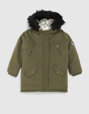 Parka kaki fourrée camouflage fond blanc fille