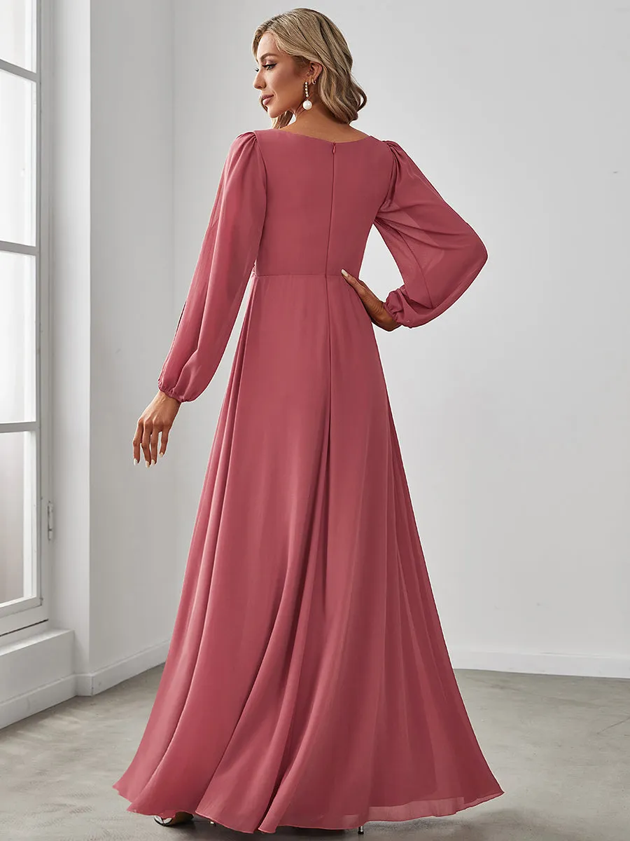 Robe de Soiree Longue Elegante Avec Lanterne en V Profond a Manches Fendues et Appliques